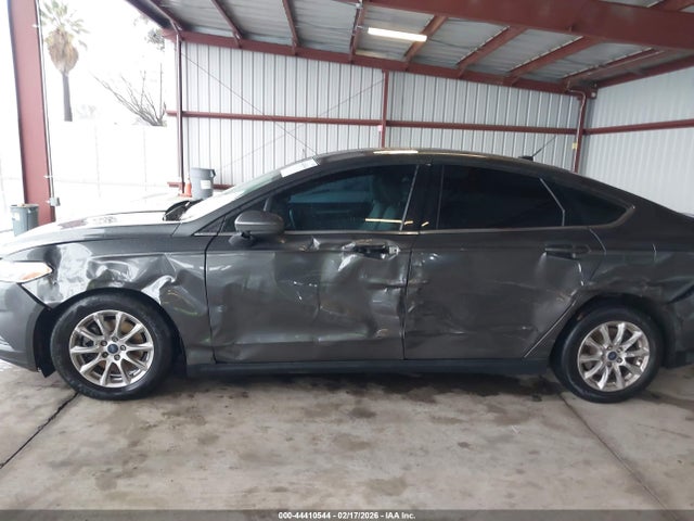 Продаж на аукціоні авто 2016 Ford Fusion S, vin: 3FA6P0G79GR274273, номер лоту: 44410544