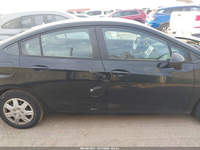 1G1BC5SM8G7328175 Chevrolet Cruze Ls Auto