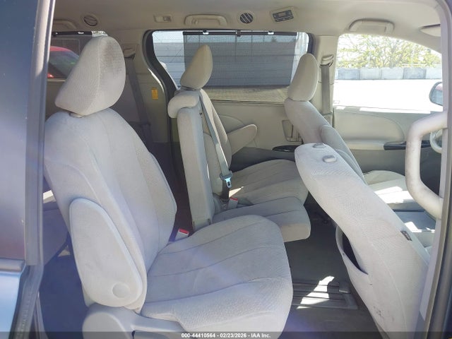5TDKK3DC8ES410946 Toyota Sienna Le V6 8 Passenger
