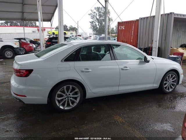 44410580 :رقم المزاد ، WAUGMAF41KN004466 vin ، 2019 Audi A4 40 Premium/40 Titanium Premium مزاد بيع