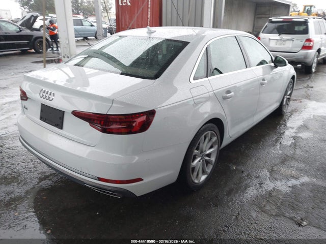 44410580 :رقم المزاد ، WAUGMAF41KN004466 vin ، 2019 Audi A4 40 Premium/40 Titanium Premium مزاد بيع