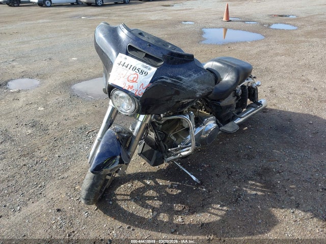 Harley-Davidson FLHX 2019 1HD1KBC11KB672220 Image 2