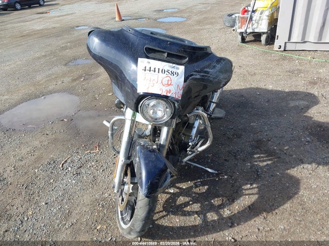 Harley-Davidson FLHX 2019 1HD1KBC11KB672220 Image 5