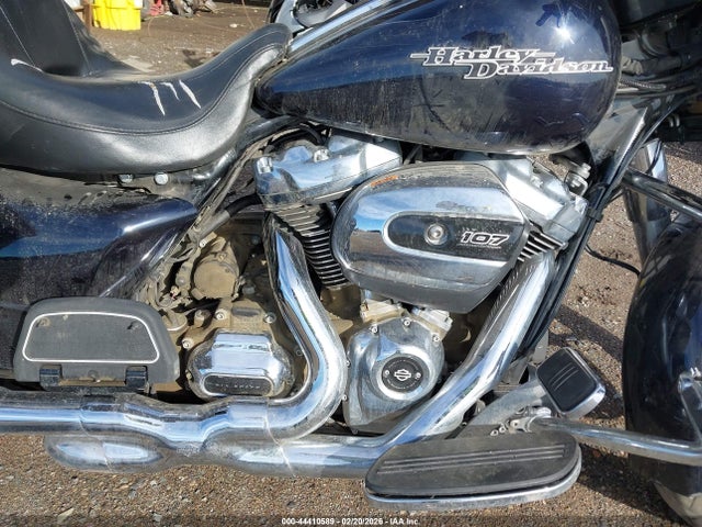 Harley-Davidson FLHX 2019 1HD1KBC11KB672220 Image 8