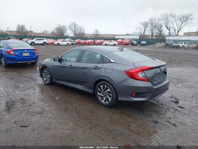 Honda CIVIC EX 2018 2HGFC2F7XJH514180 Image 3