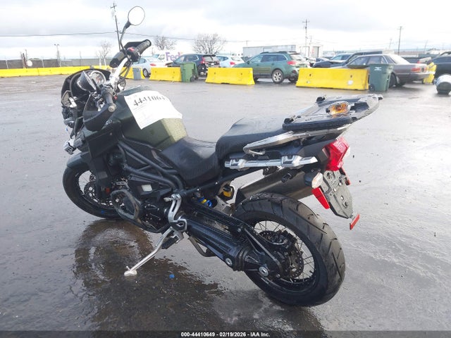 2013 TRIUMPH MOTORCYCLE TIGER SMTF03XK1DJ585126 Photo 2