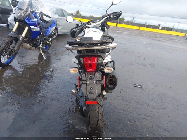 2013 TRIUMPH MOTORCYCLE TIGER SMTF03XK1DJ585126 Photo 5