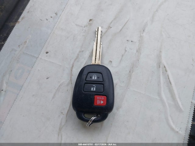 JTDKDTB31G1130721 Toyota Prius C Two