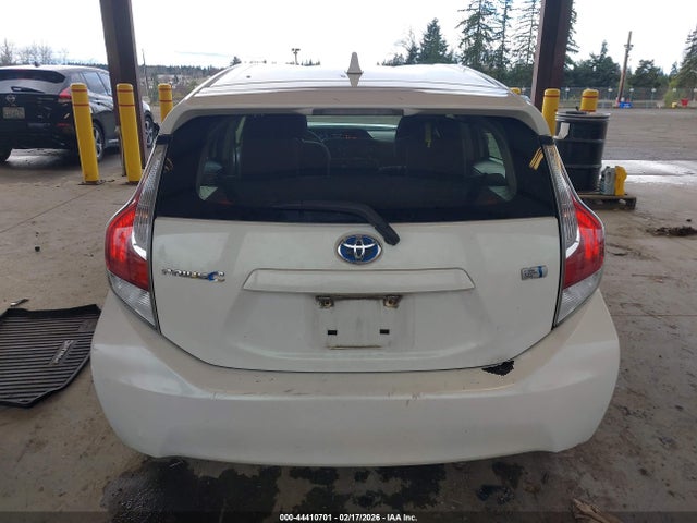 JTDKDTB31G1130721 Toyota Prius C Two