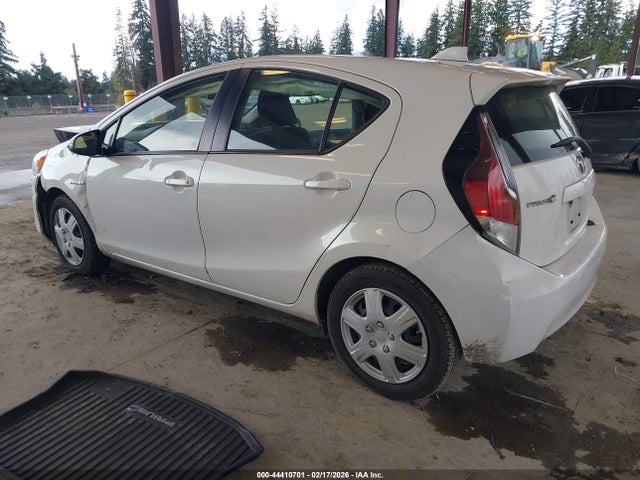 JTDKDTB31G1130721 Toyota Prius C Two