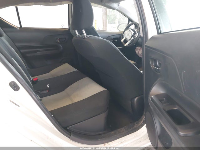 JTDKDTB31G1130721 Toyota Prius C Two