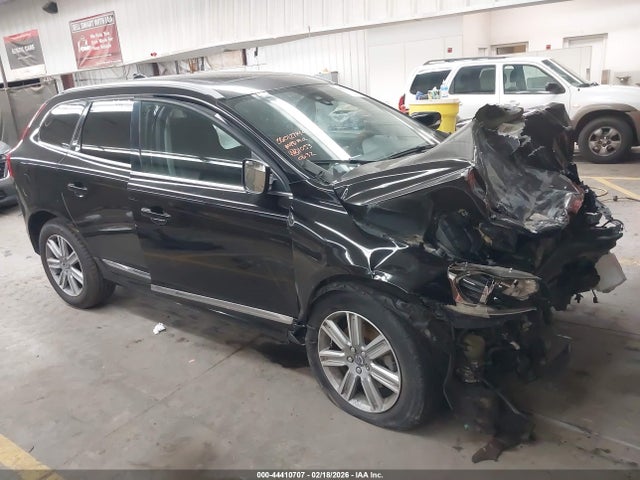 2017 VOLVO XC60 YV440MDU4H2010632