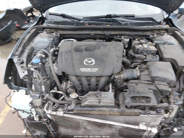 3MZBM1V79FM227960 Mazda Mazda3 I Touring
