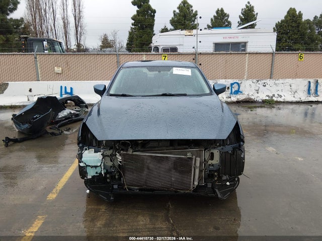 3MZBM1V79FM227960 Mazda Mazda3 I Touring