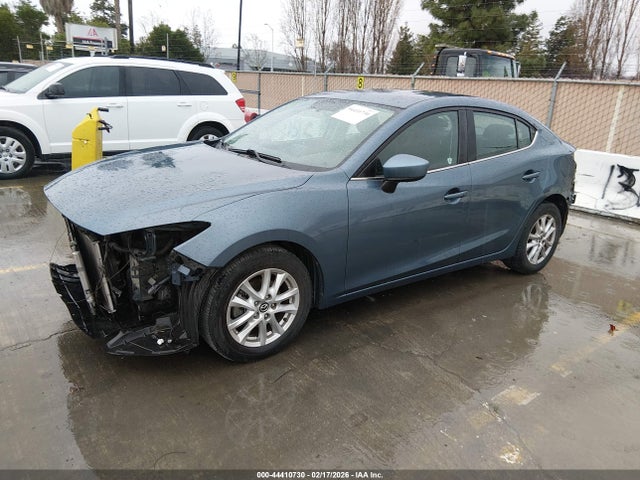 3MZBM1V79FM227960 Mazda Mazda3 I Touring