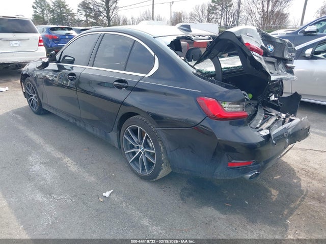 2019 BMW 330I 3MW5R7J50K8B00166 Photo 2