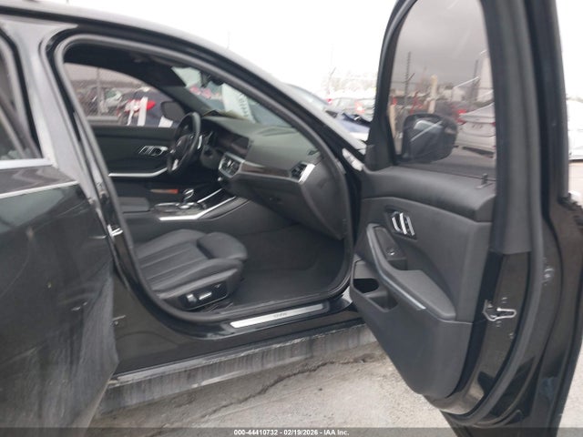 2019 BMW 330I 3MW5R7J50K8B00166 Photo 4