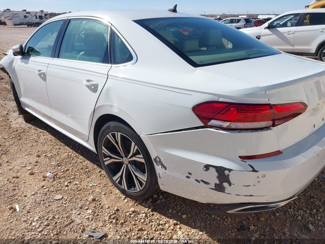 Продаж на аукціоні авто 2020 Volkswagen Passat 2.0t Sel, vin: 1VWCA7A3XLC027671, номер лоту: 44410749