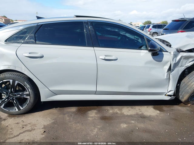 5XXG64J25NG120922 KIA K5 Gt-line