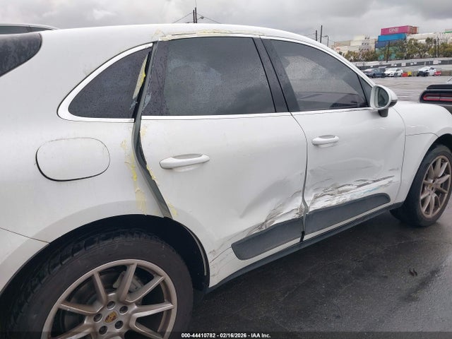 2015 PORSCHE MACAN WP1AB2A54FLB64751 Photo 5
