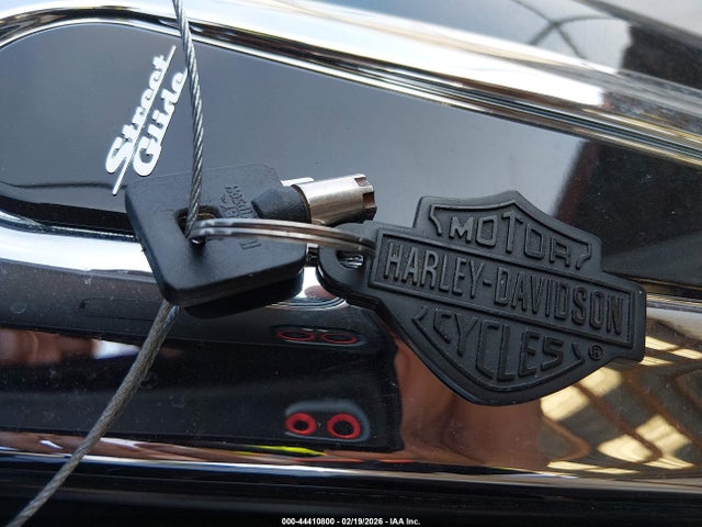 2014 HARLEY-DAVIDSON FLHX 1HD1KBM10EB662071 Photo 10