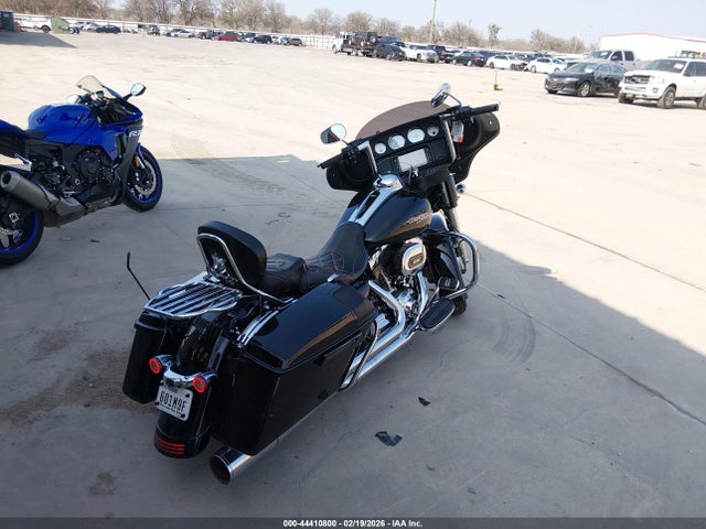 2014 HARLEY-DAVIDSON FLHX 1HD1KBM10EB662071 Photo 3