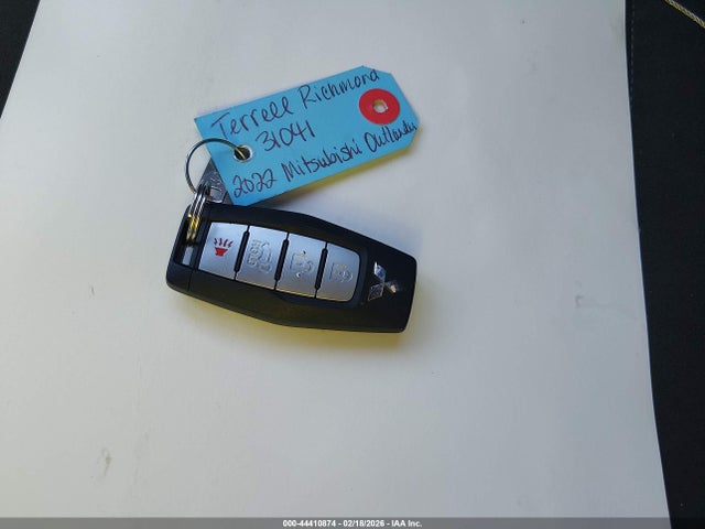 2022 MITSUBISHI OUTLANDER JA4J4UA8XNZ069781 Photo 10