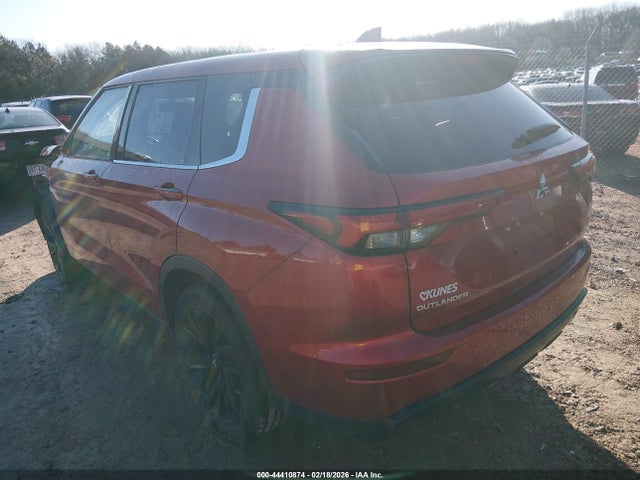 2022 MITSUBISHI OUTLANDER JA4J4UA8XNZ069781 Photo 2
