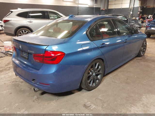 2017 BMW 340I WBA8B7C36HK858582 Photo 3
