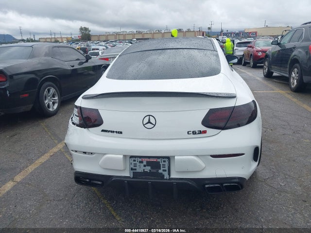 WDDWJ8GB5KF890935 Mercedes-Benz Amg C 63