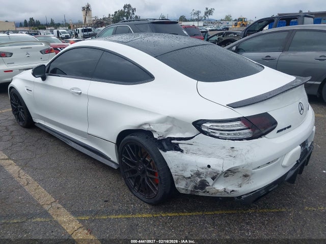 WDDWJ8GB5KF890935 Mercedes-Benz Amg C 63