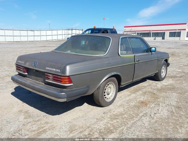 1984 MERCEDES-BENZ 300 WDBAB53A3EA141757 Photo 3