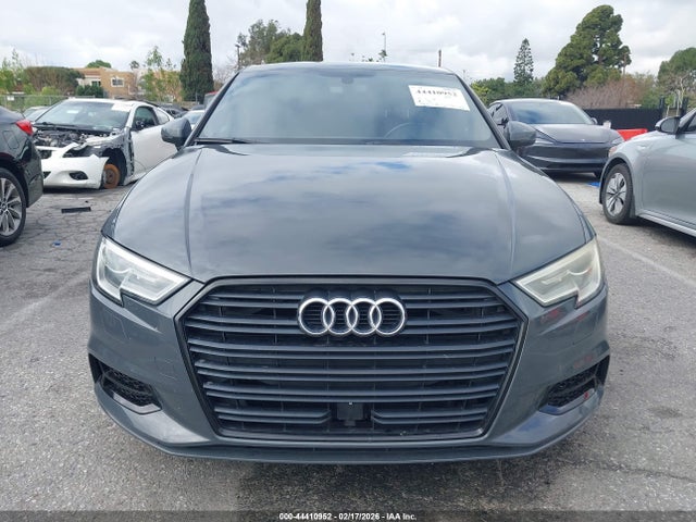 Audi A3 2.0t Premium 2017 WAUAUGFF1H1033914 Image 12
