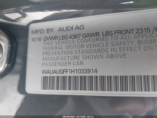 2017 AUDI A3 WAUAUGFF1H1033914 Photo 8