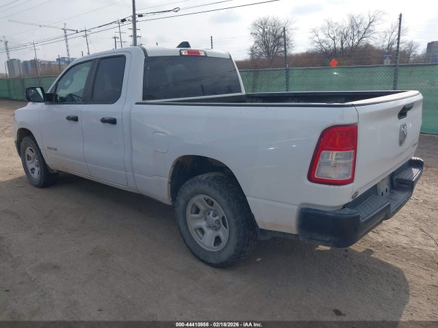 1C6SRFCT7NN283411 RAM 1500 Tradesman 4x4 6&#039;4 Box