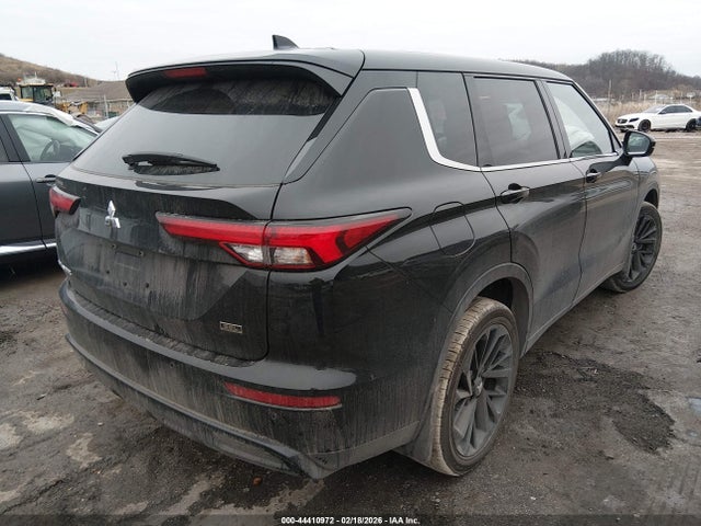 2023 MITSUBISHI OUTLANDER JA4J3VA87PZ039018 Photo 3