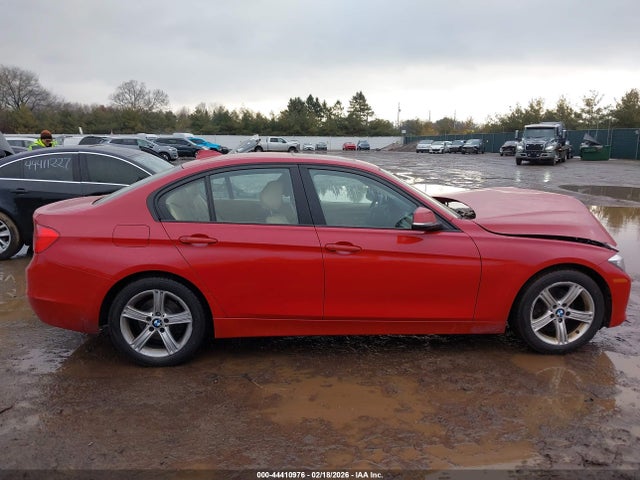 44410976 :رقم المزاد ، WBA3C3G54ENR25301 vin ، 2014 Bmw 320i Xdrive مزاد بيع