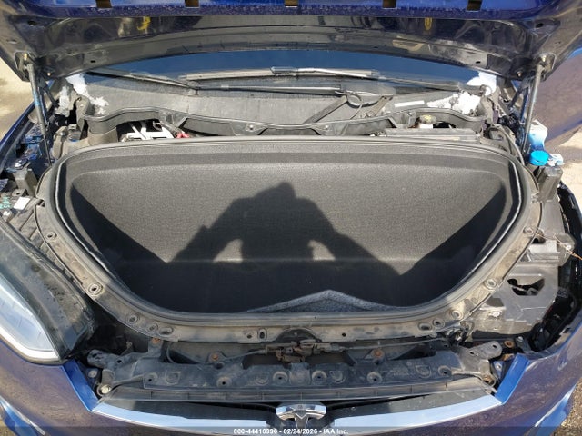 5YJXCBE25HF050496 Tesla Model X 100d/75d/90d