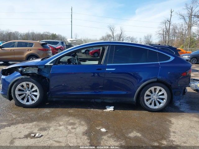 5YJXCBE25HF050496 Tesla Model X 100d/75d/90d