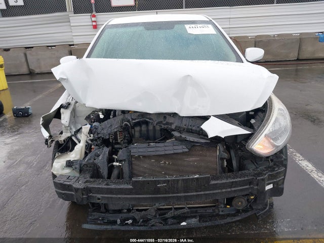 Hyundai Accent Value Edition 2017 KMHCT4AE2HU280879 Image 13