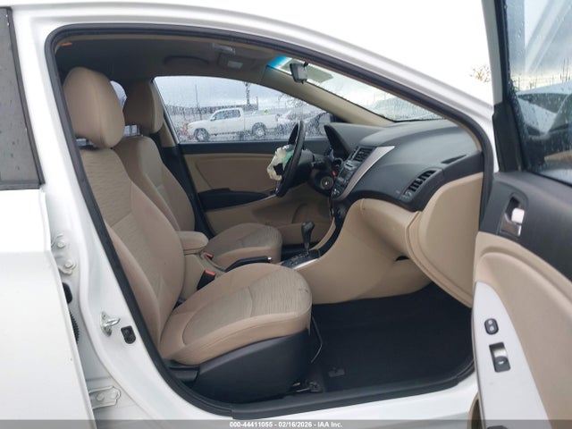 Hyundai Accent Value Edition 2017 KMHCT4AE2HU280879 Image 5