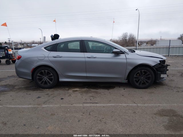 Продаж на аукціоні авто 2015 Chrysler 200 Limited, vin: 1C3CCCAB8FN632931, номер лоту: 44411094