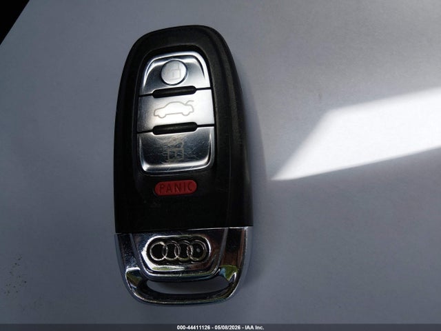 2014 Audi Q5 2.0t Premium მანქანა იყიდება აუქციონზე, vin: WA1LFAFP6EA082558, აუქციონის ნომერი: 44411126