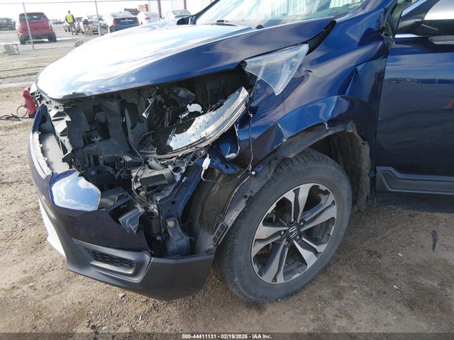 Honda CR-V LX 2017 5J6RW6H30HL003671 Image 6