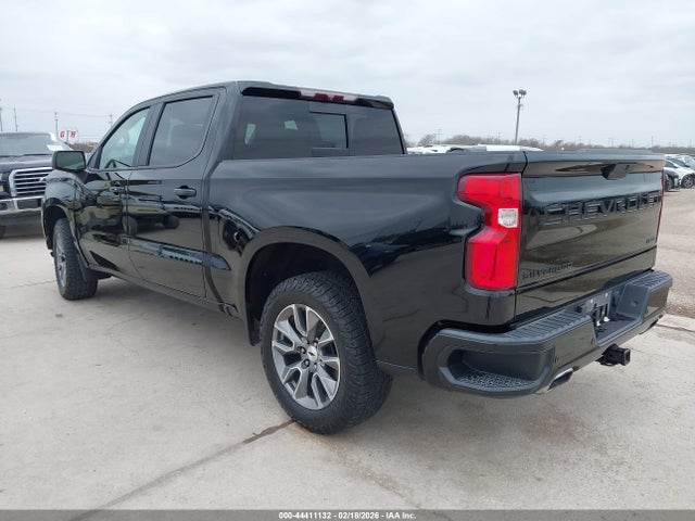 2021 CHEVROLET SILVERADO 1500 1GCUYEED3MZ218342 Photo 2