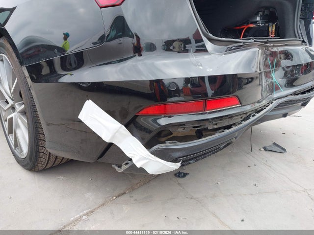 Aukcja sprzedaży 2023 Audi A6 Premium Plus 55 Tfsi Quattro S Tronic, vin: WAUL2BF29PN059151, numer aukcji: 44411139