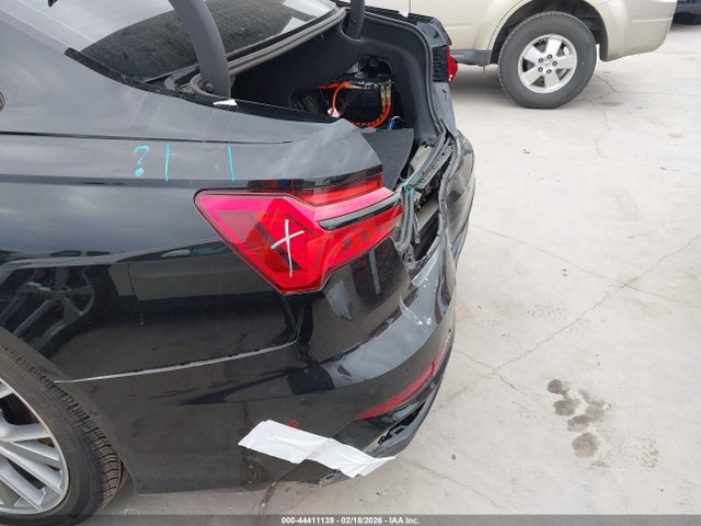 Aukcja sprzedaży 2023 Audi A6 Premium Plus 55 Tfsi Quattro S Tronic, vin: WAUL2BF29PN059151, numer aukcji: 44411139