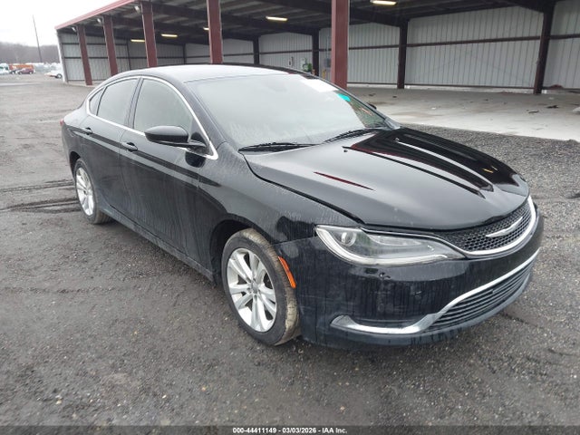 Продаж на аукціоні авто 2015 Chrysler 200 Limited, vin: 1C3CCCAB0FN724521, номер лоту: 44411149