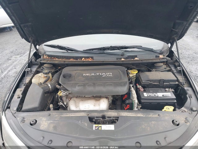Продаж на аукціоні авто 2015 Chrysler 200 Limited, vin: 1C3CCCAB0FN724521, номер лоту: 44411149