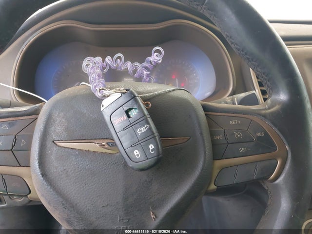 Продаж на аукціоні авто 2015 Chrysler 200 Limited, vin: 1C3CCCAB0FN724521, номер лоту: 44411149